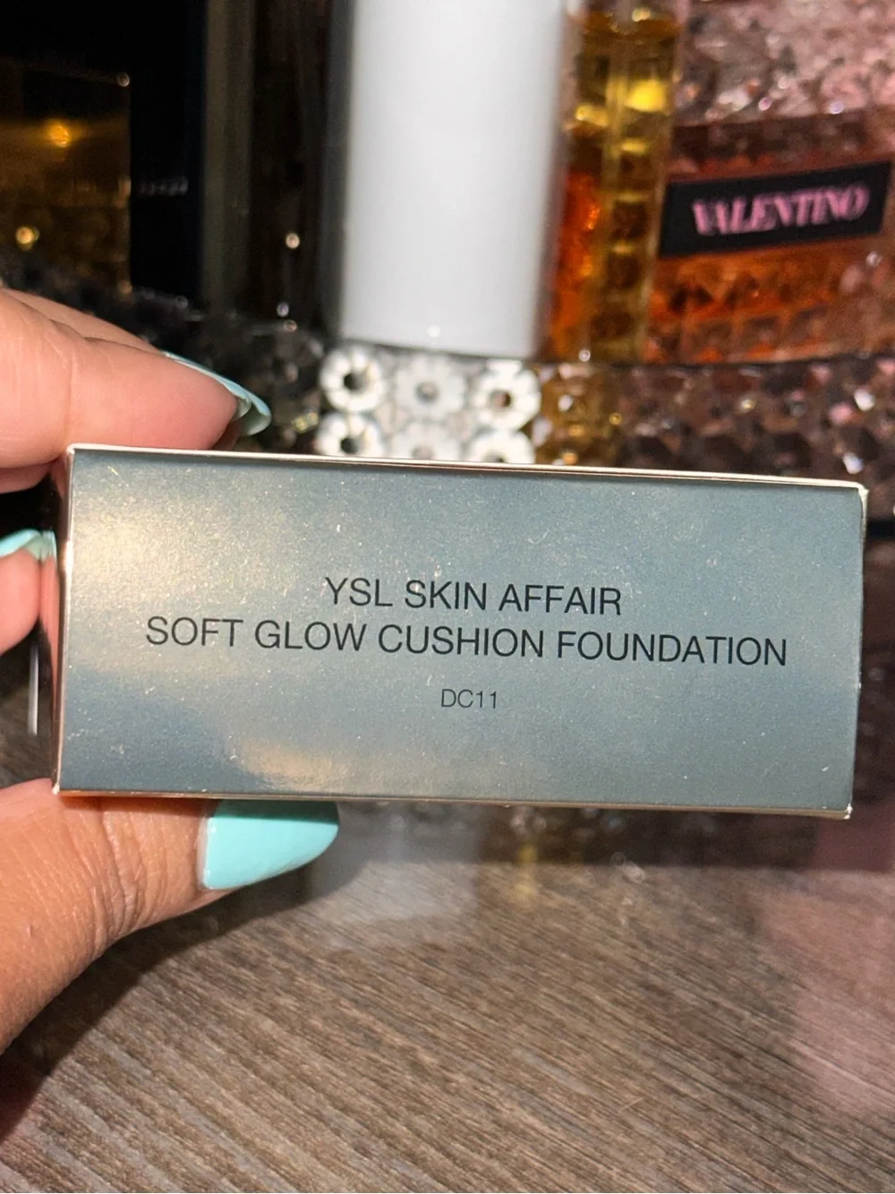 Yves Saint Laurent Skin Affair Soft Glow Cushion Foundation Color: DC11